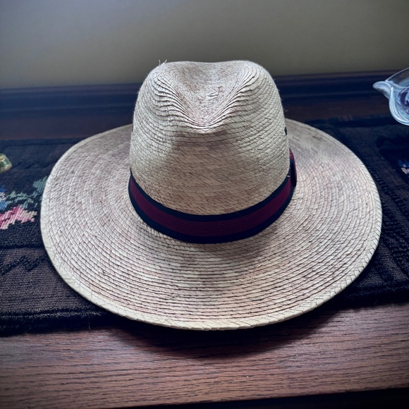 Stylish Fedora Straw Hat with Red/Black Band - Picture 2 of 4